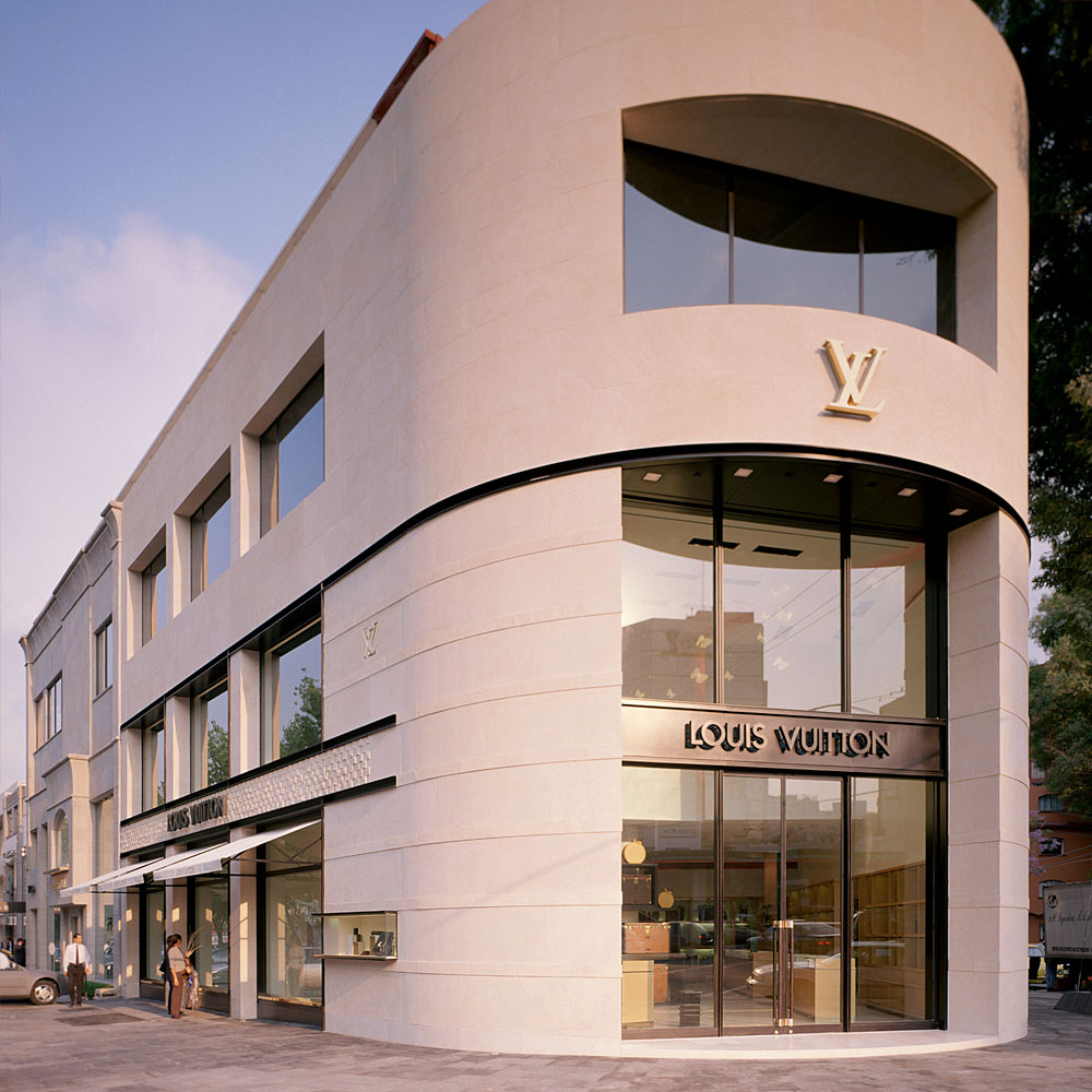 Louis Vuitton Masaryk Flagship / MATERIA