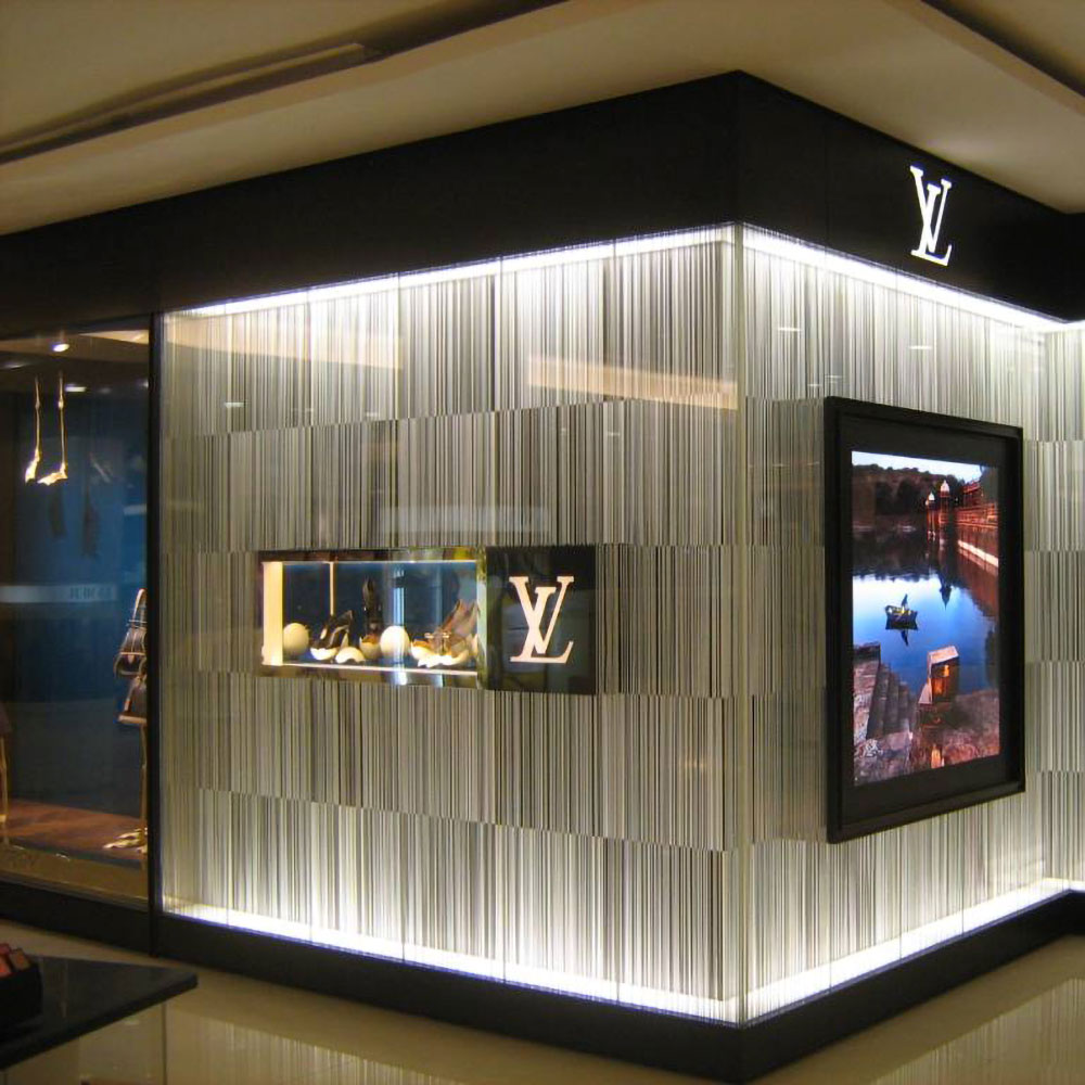 Louis Vuitton Perisur